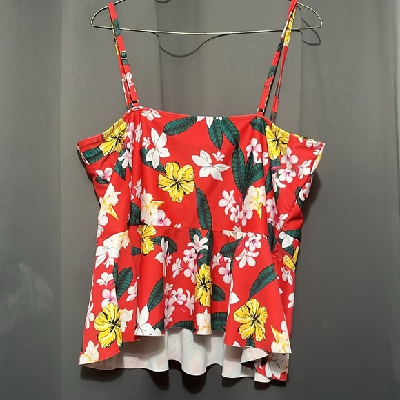 SHEIN 3X bathingsuit top - Picture 3 of 4